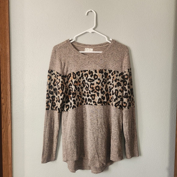 Maurices Tops - 24/7 Maurices Tan and Black Leopard Long Sleeve Top